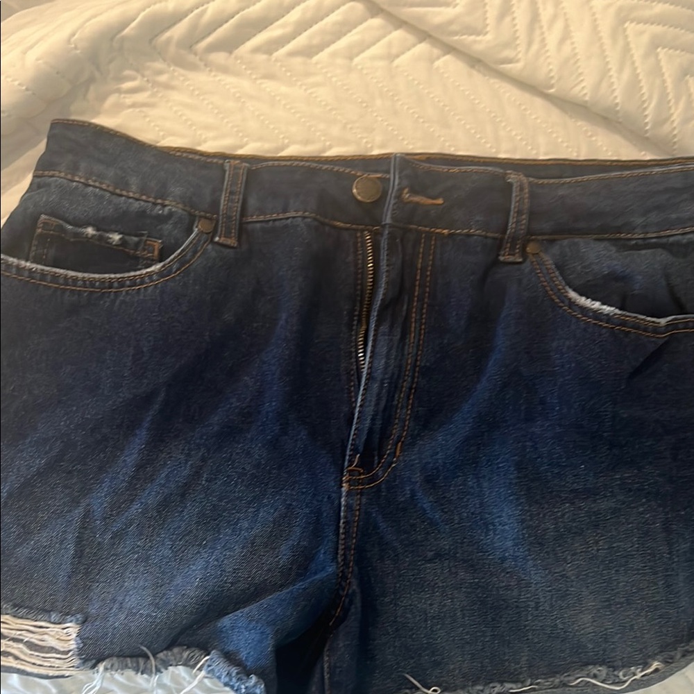 dip Blue Jean Shorts with Frayed Hem